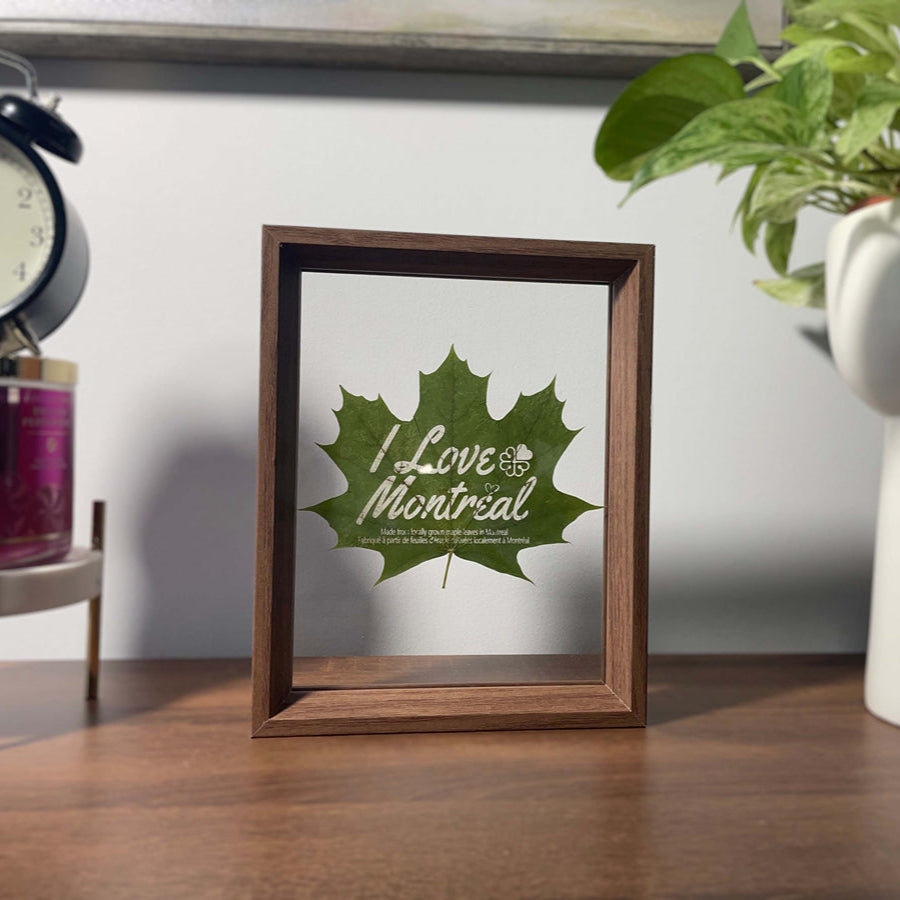 Creative Maple Leaf Souvenir - Authentic Canadian Gift | LaMem